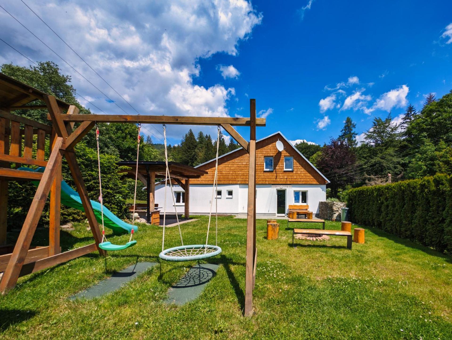Desny Kout Villa Kouty Buitenkant foto